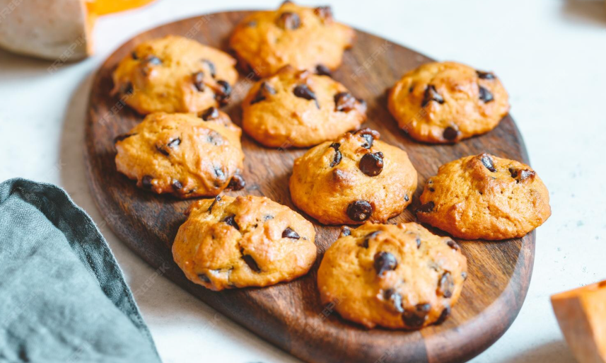 Cookies Caseiros com Gotas de Chocolate