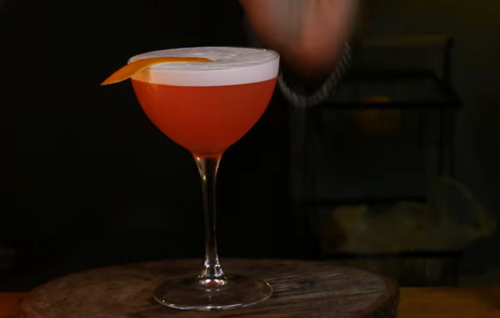 Aperol Sour: O Drink Refrescante e Cítrico
