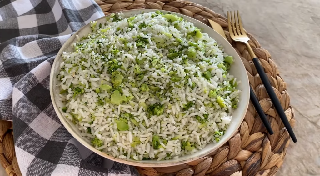 Arroz com Brócolis Refogado