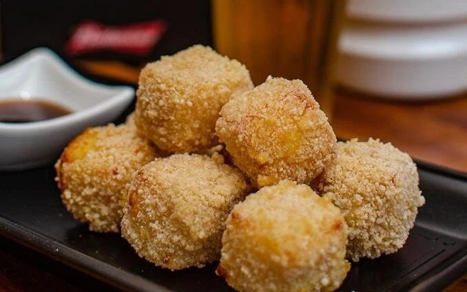 Queijo Coalho Empanado Crocante na Air Fryer