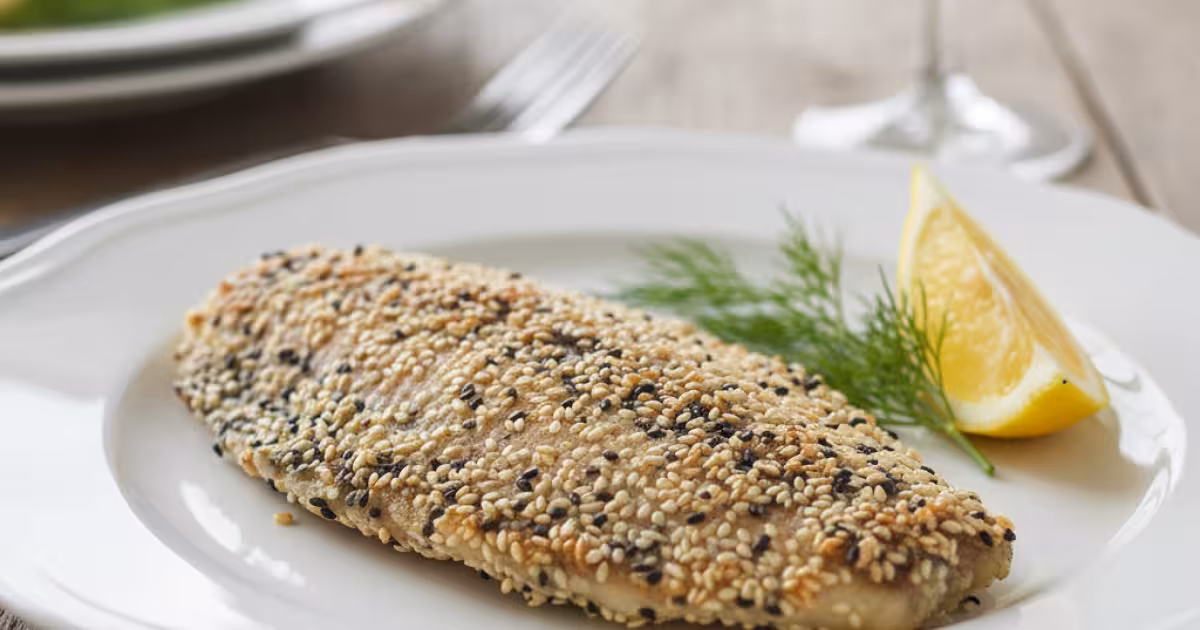 Tilapia crocante com gergilim