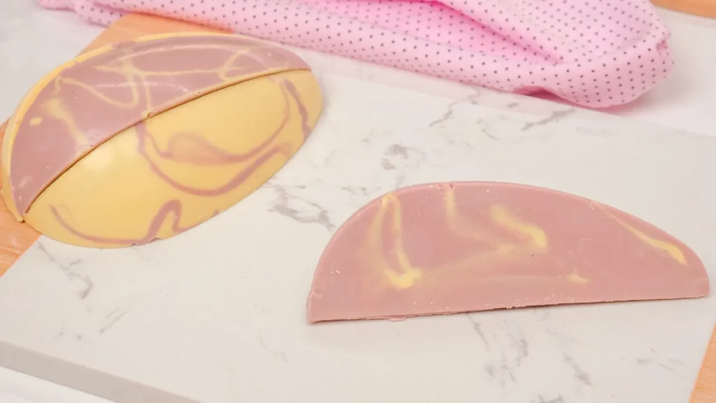 Ovo de Páscoa em Fatias Marmorizado