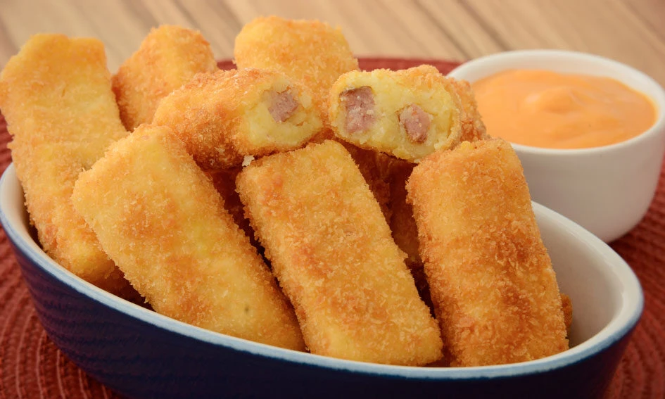 Polenta Empanada com Bacon Crocante