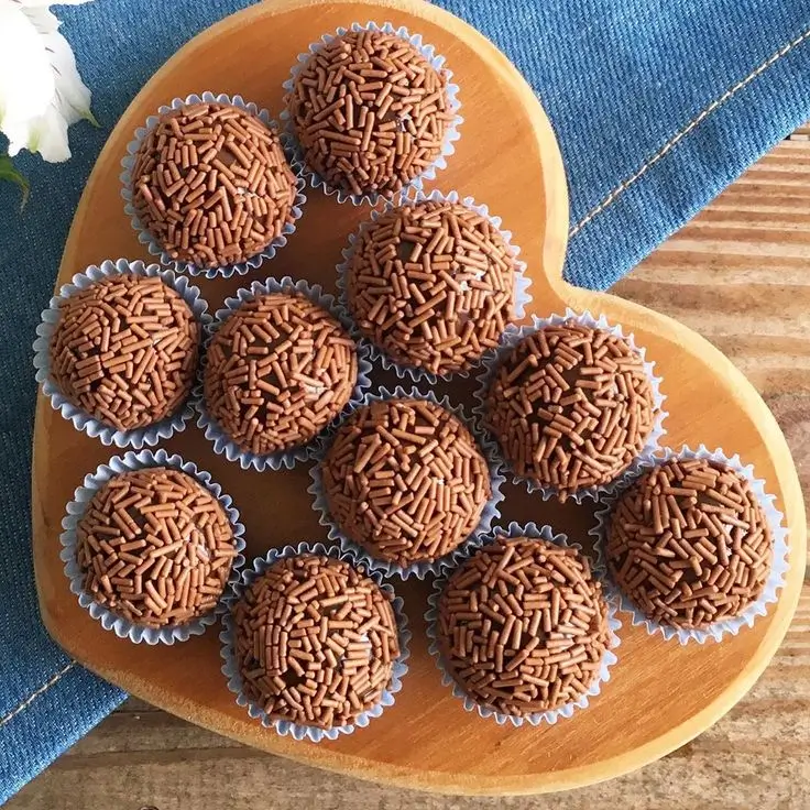 Brigadeiro de enrolar