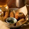 Croquete de Mandioca com Costela: Petisco de Boteco