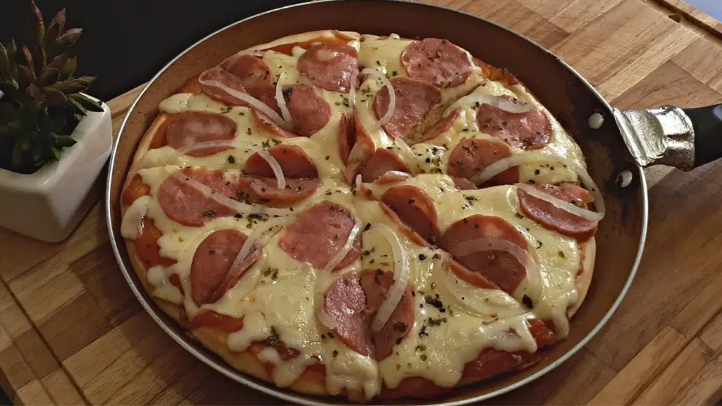 Pizza de Frigideira Sem Forno e Sem Ovo