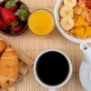 7 cafés da manhã simples que ajudam a reduzir a fome o dia inteiro