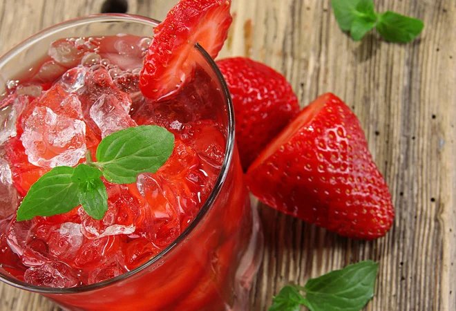 Caipirinha de Morango Fácil e Refrescante