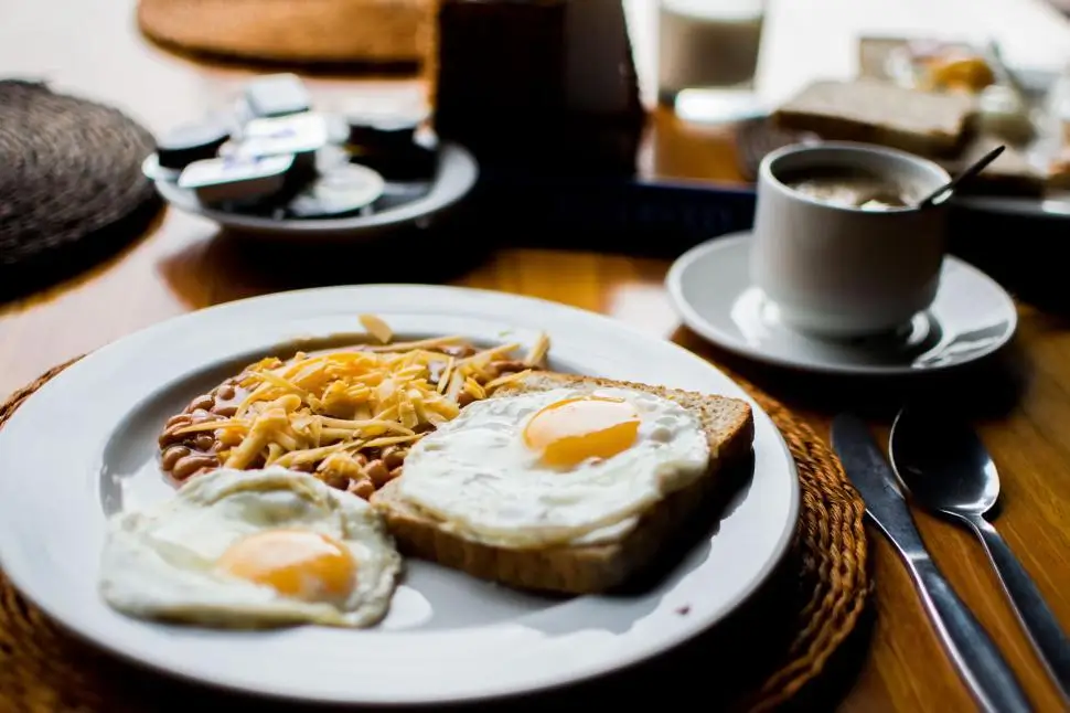 Os 6 alimentos que podem transformar seu café da manhã e melhorar seu dia