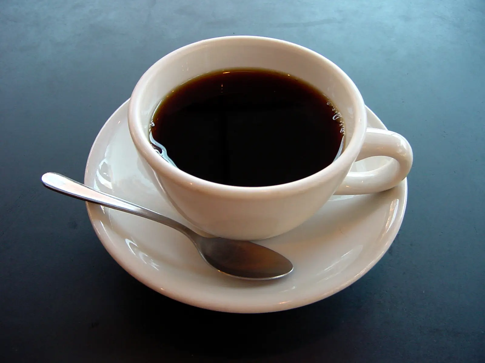 Café servido na xícara