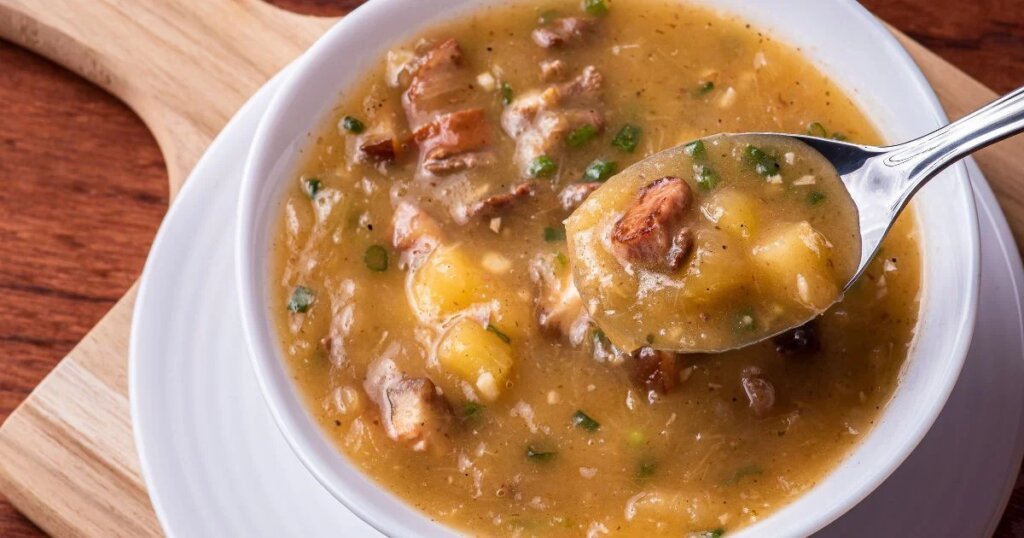 Sopa de Mandioca com Carne: Receita Prática e Deliciosa