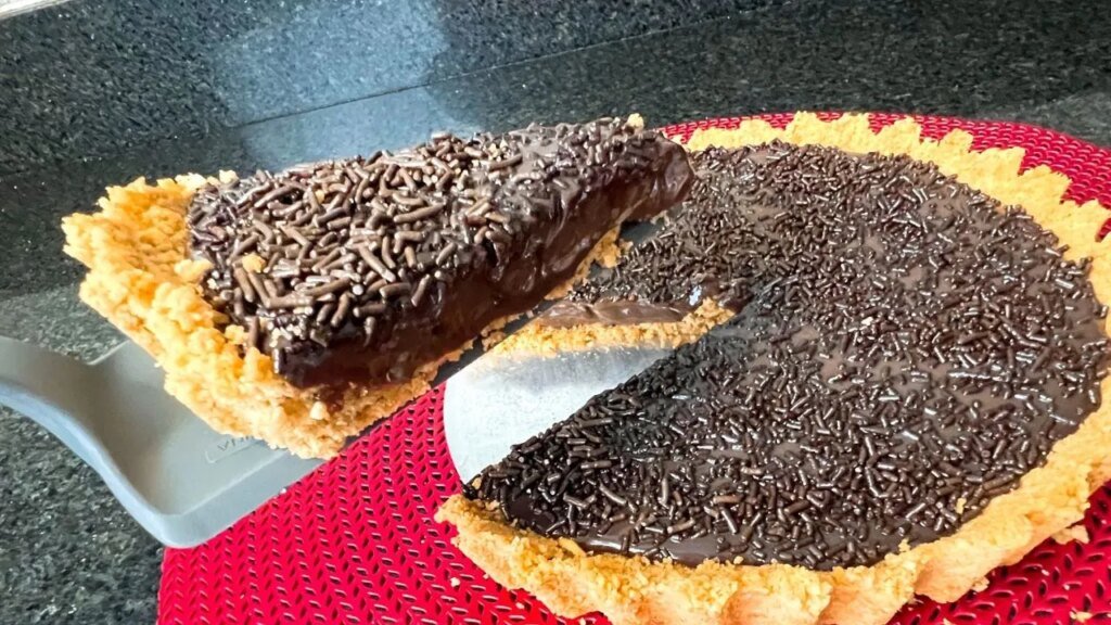 Torta de Brigadeiro Fácil e Rápida