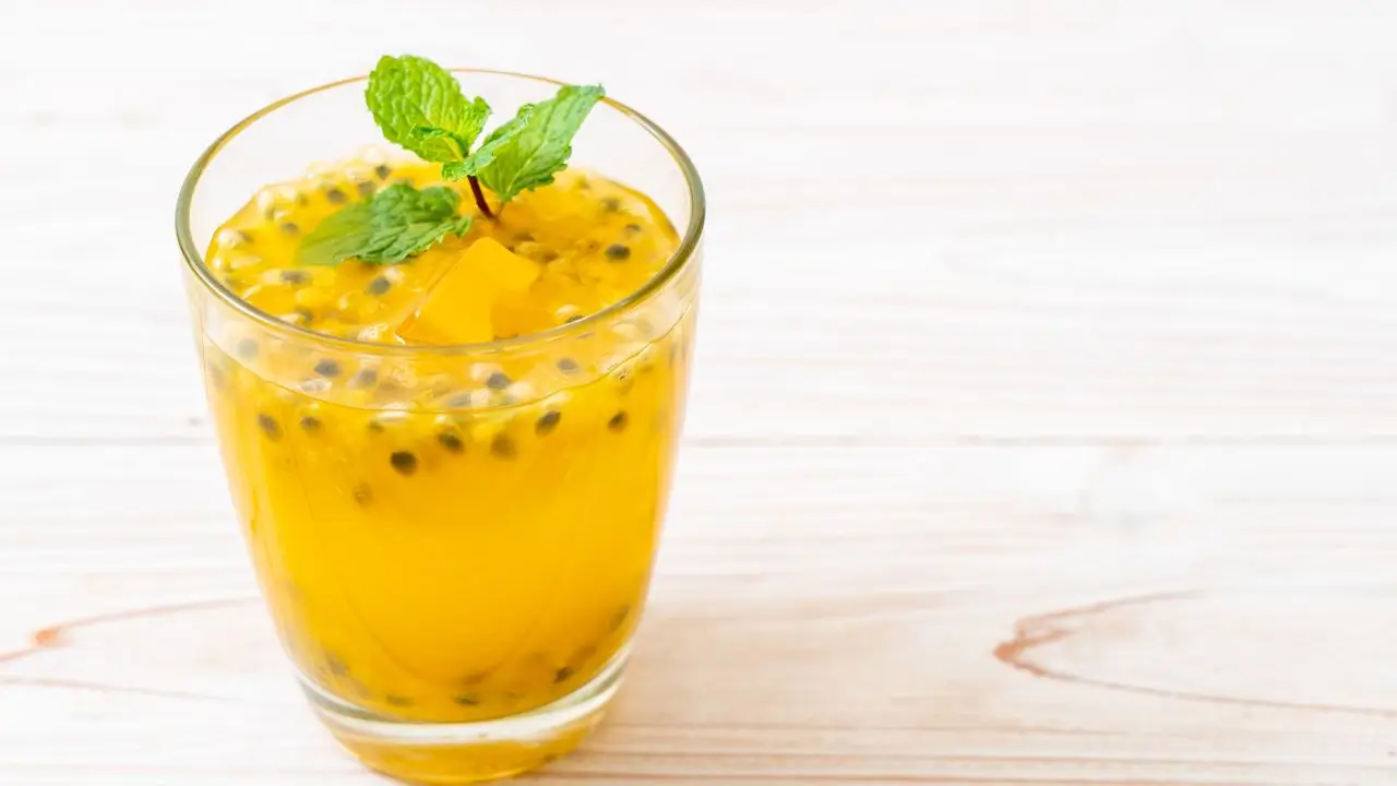 Caipirinha de maracuja