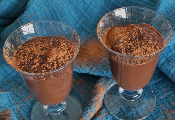 Mousse de Chocolate Fácil e Rápido
